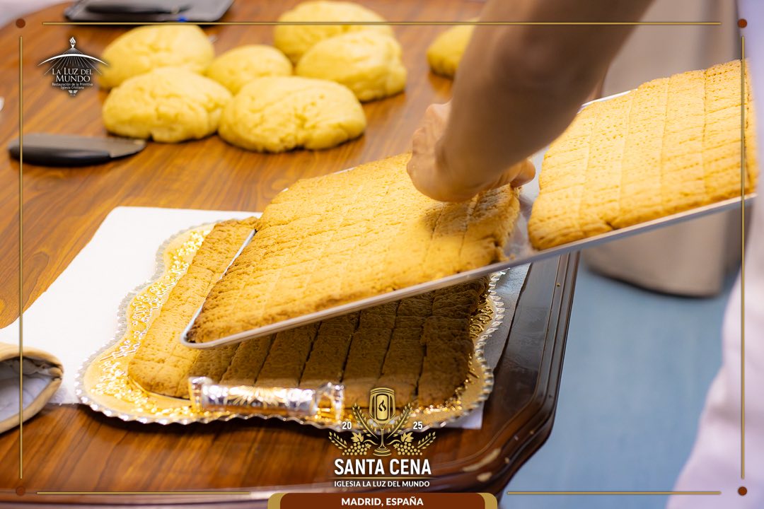 En la ciudad de Madrid se llevó a cabo la preparación del pan y del vino para la Santa Cena, acompañada por los…